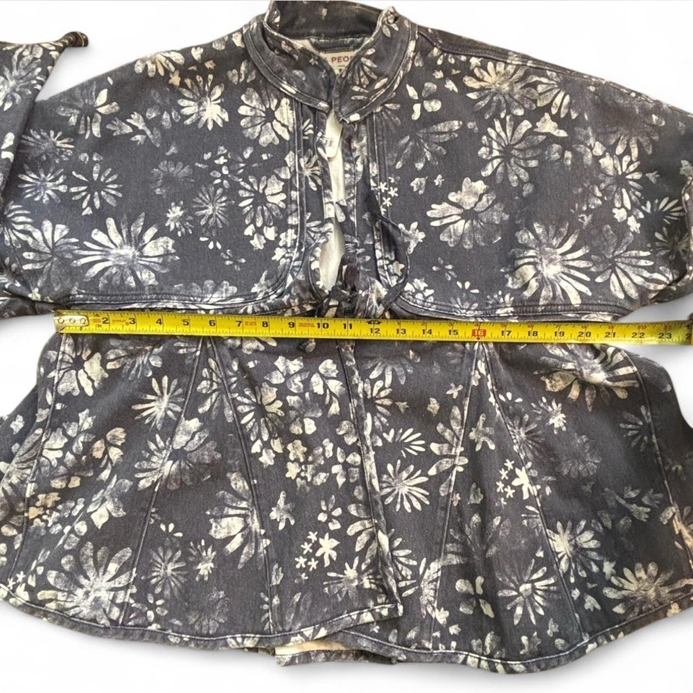 Free People Lua Bed Jacket – Indigo Floral – NWT – Size Small - Picture 4 of 8